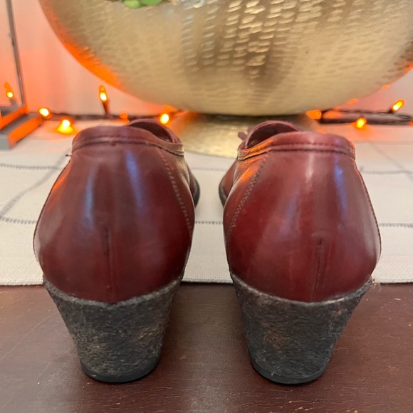 Salvatore Ferragamo Burgundy Leather Loafers W/Tassels Size 6B Vintage Vibe Chi - Picture 4 of 12